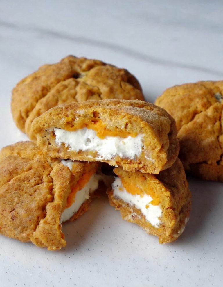 Pumpkin Cheesecake Cookies