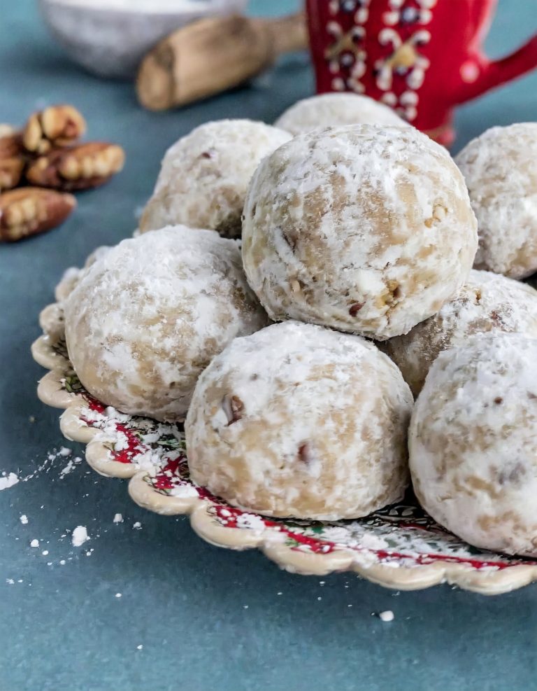 Buttery Pecan Snowball Cookies