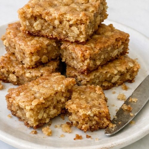Chewy Oatmeal Blondies