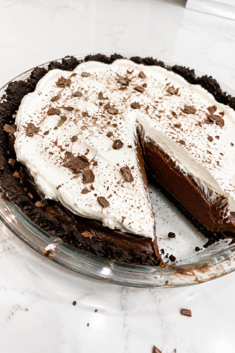 No-Bake Chocolate Pudding Dessert Pie