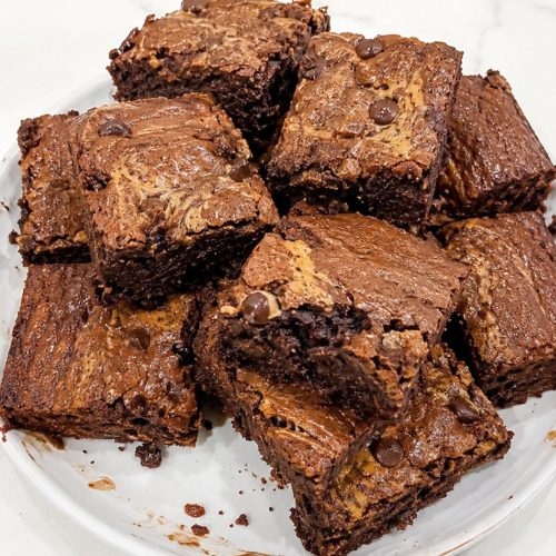 Soft and Chewy Old-Fashioned Peanut Butter Brownies