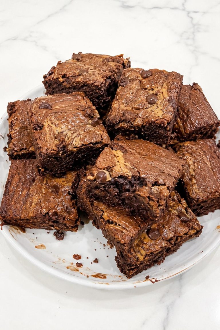 Soft and Chewy Old-Fashioned Peanut Butter Brownies