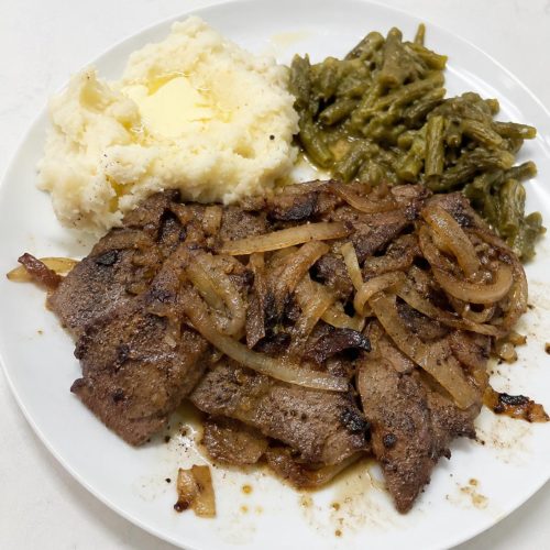 Southern Liver and Onions Dinner