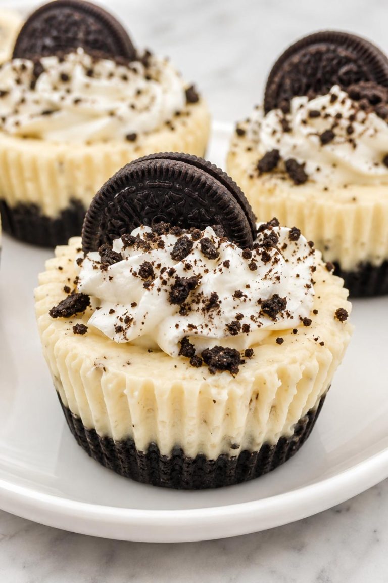 Mini Oreo Cheesecake Cups