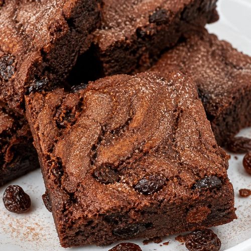 Cinnamon Raisin Brownies
