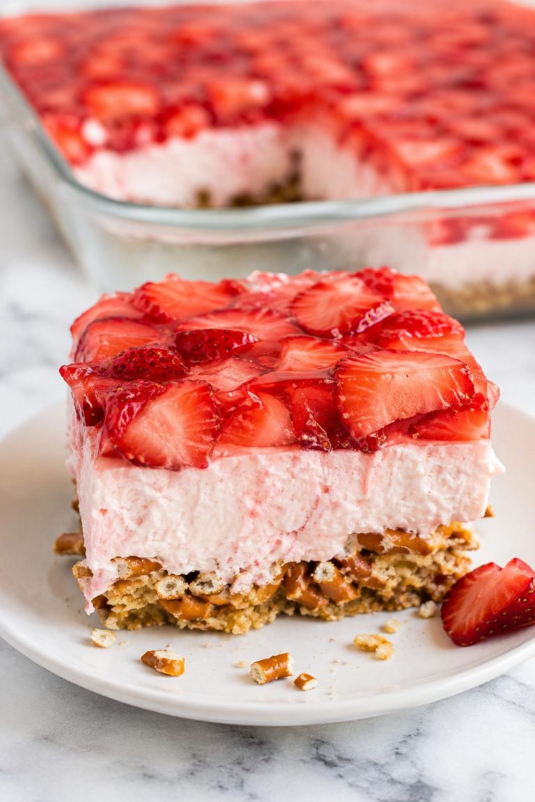 No-Bake Strawberry Cream Pretzel Dessert