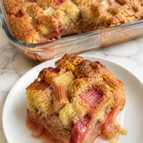 Old-Fashioned Rhubarb Cobbler Cake