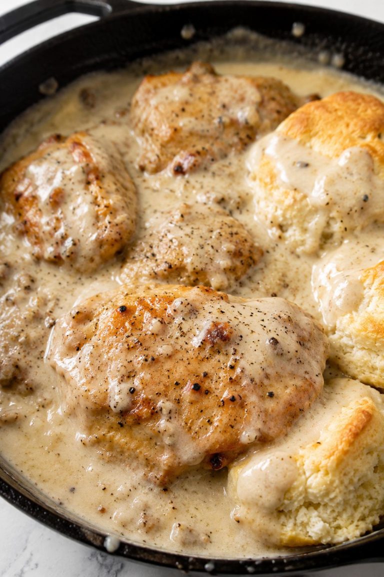 Southern Chicken Gravy Skillet